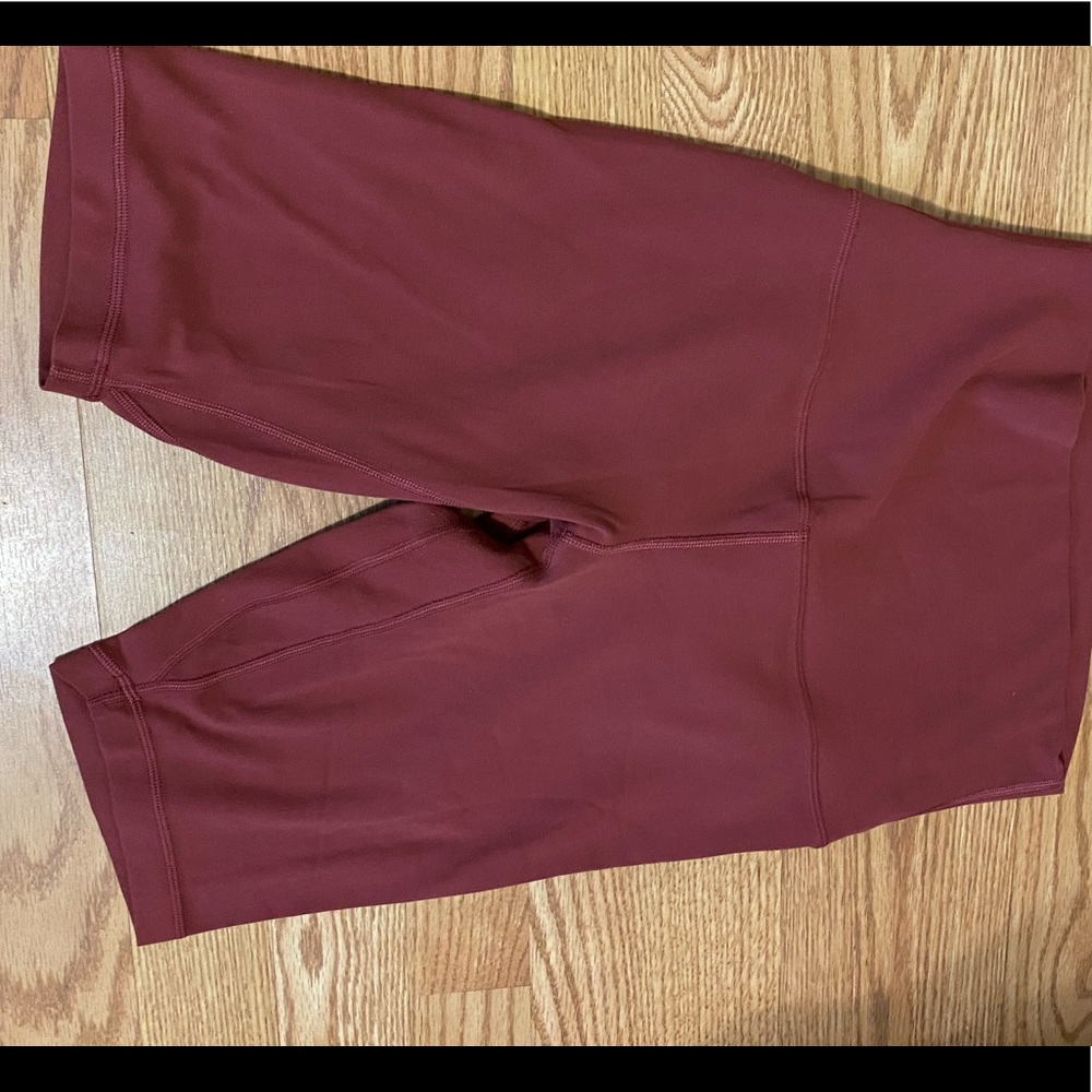 Lulu lemon high rise bike shorts.